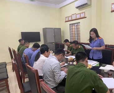 Viện KSND huyện Hoài Đức tiến hành kiểm sát trực tiếp việc thi hành án hình...